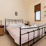 Holiday home Thea