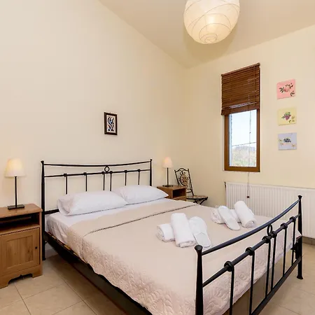Thea Holiday home *