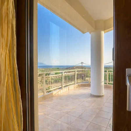 Thea Holiday home *