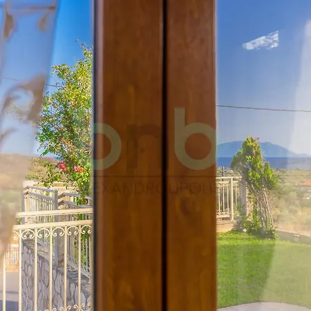 Thea Holiday home *